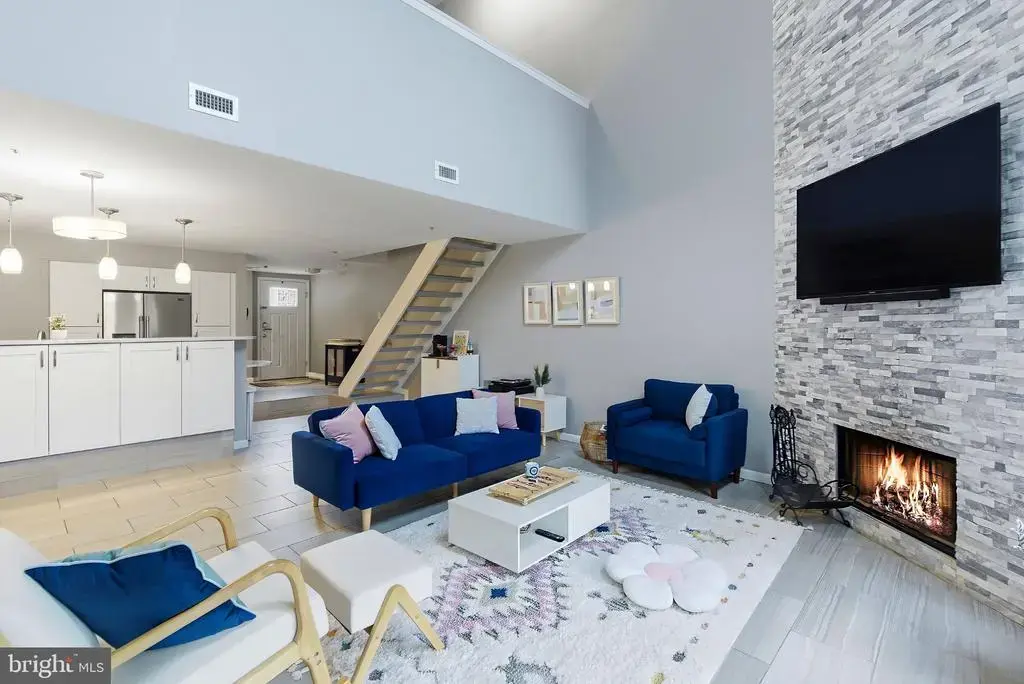 3036 Main St, VOORHEES