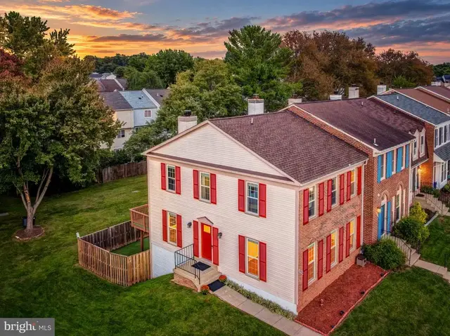 13224 Grand Junction Dr, Fairfax