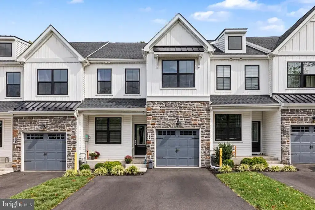 14 Wheatley Walk #, LANSDALE