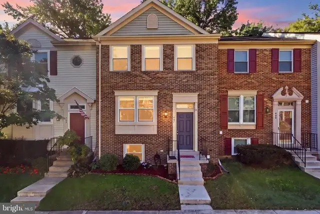 407 Fleece Flower Dr, Gaithersburg