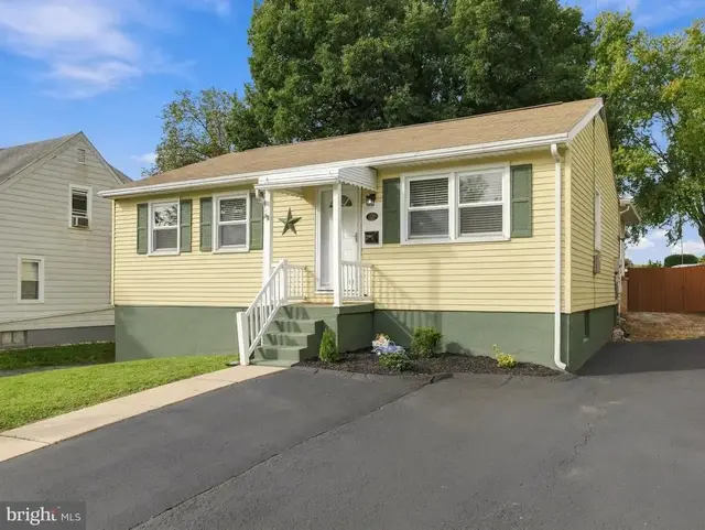 1089 Marshall St, Hagerstown