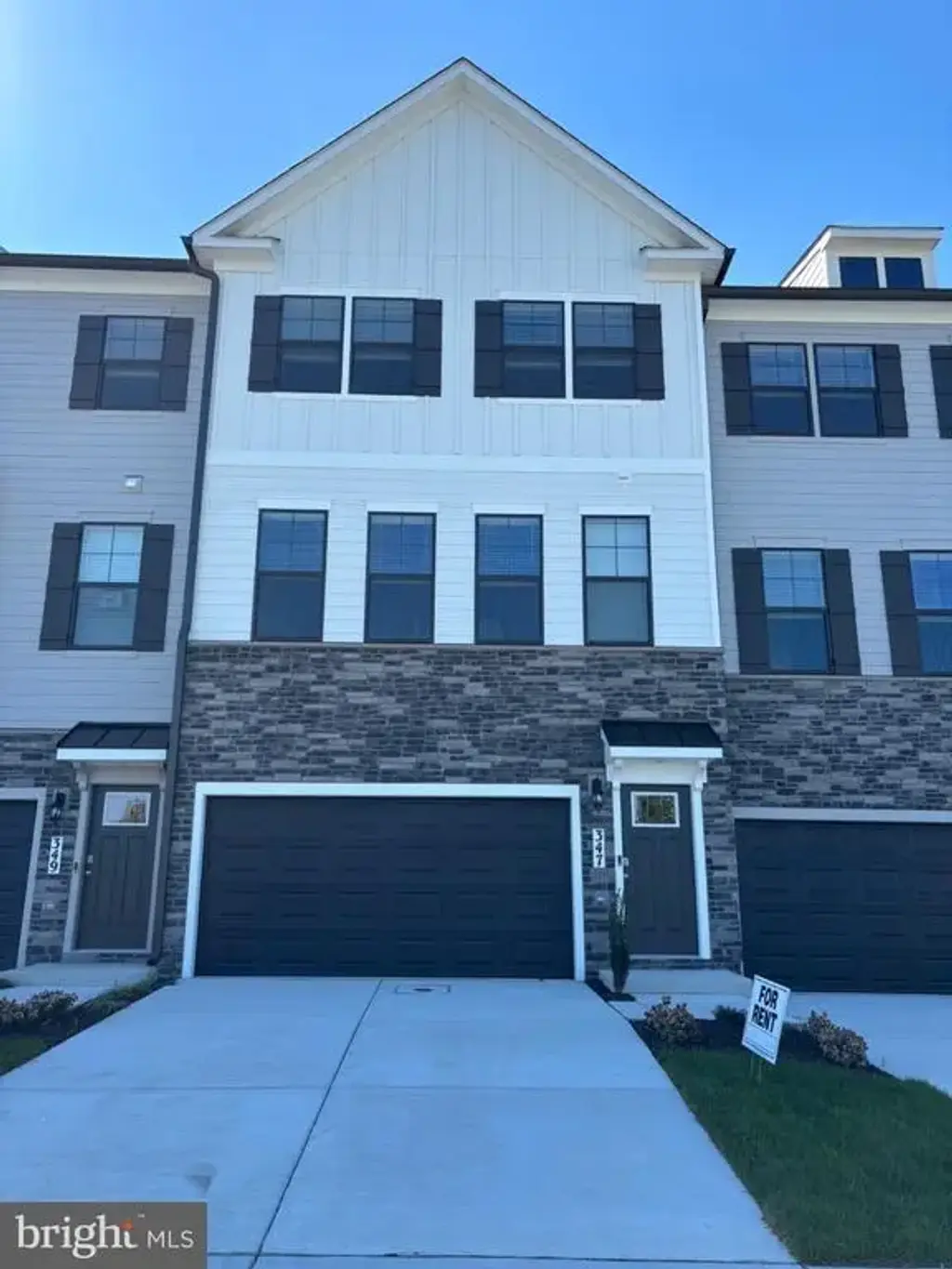 347 Ensemble Way, FREDERICK