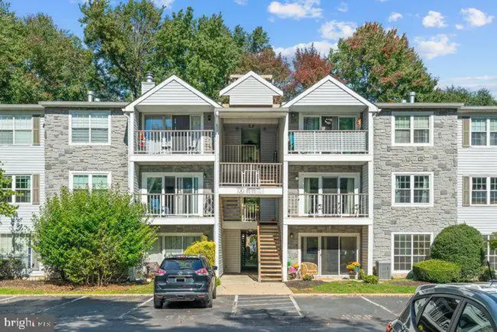 14 Juniper Way, HAMILTON TWP