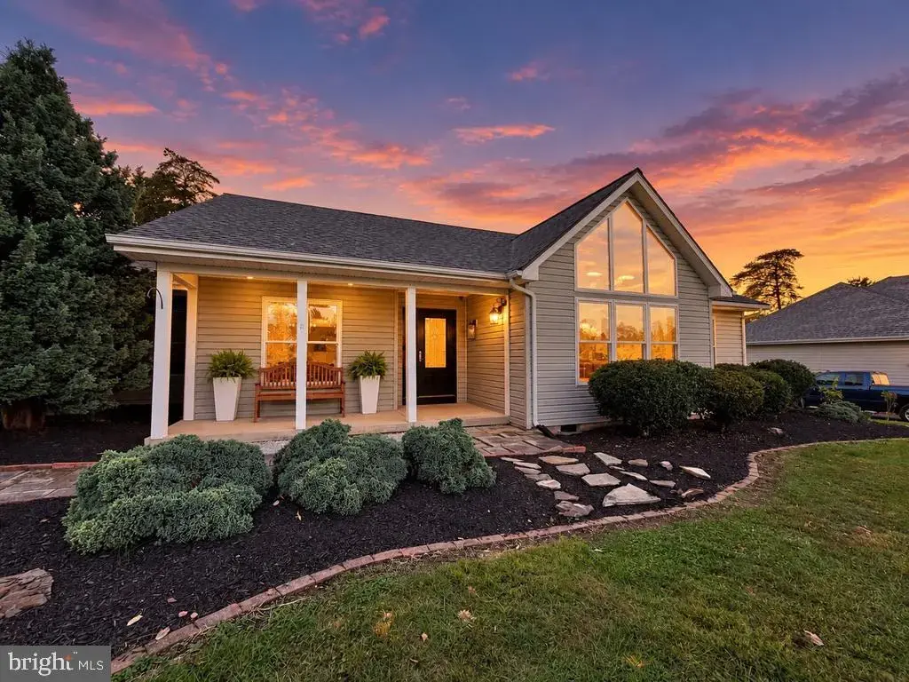 398 Peace Pipe Ln, HEDGESVILLE