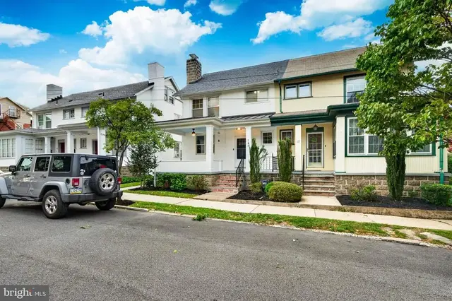 125 Linden St, West Chester