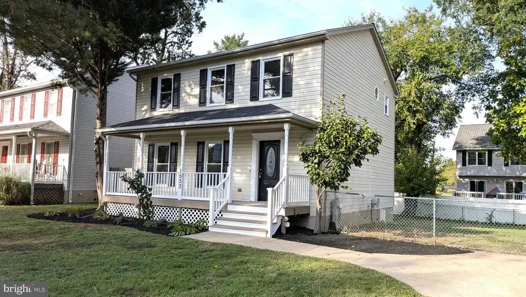 1533 Mayfield Rd, EDGEWATER