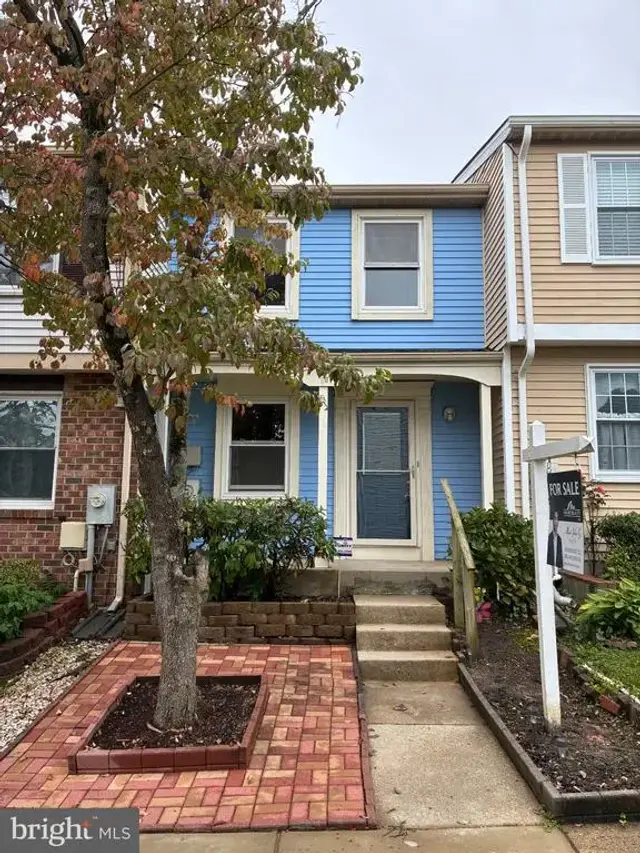10 Avonshire Ct, Silver Spring