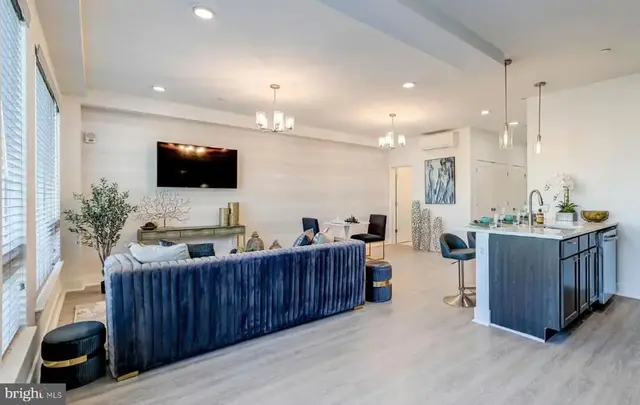601 S Broadway #303, Baltimore