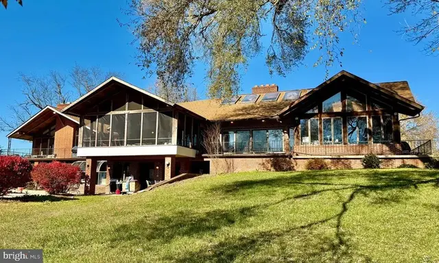 21 Treiber Ln, Harwood