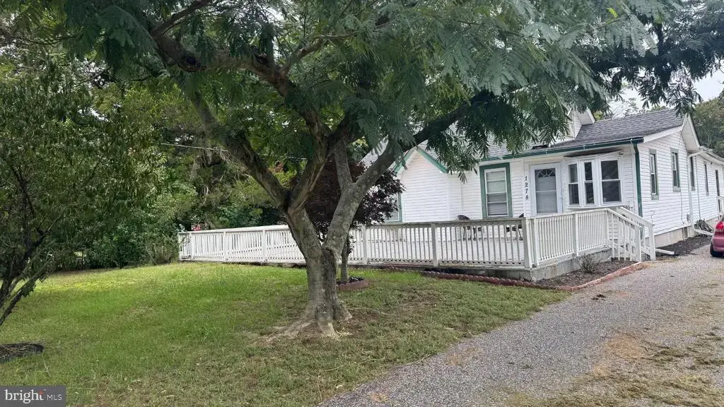 1278 W Oak Rd, VINELAND