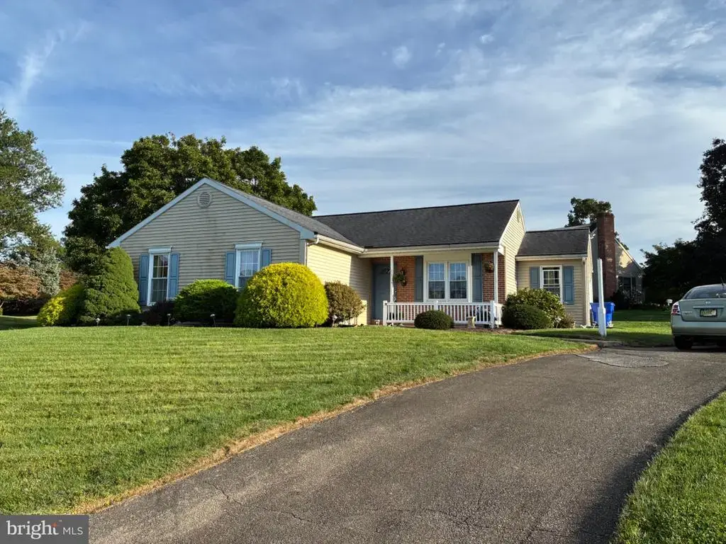 110 Lynette Cir, WILLOW STREET