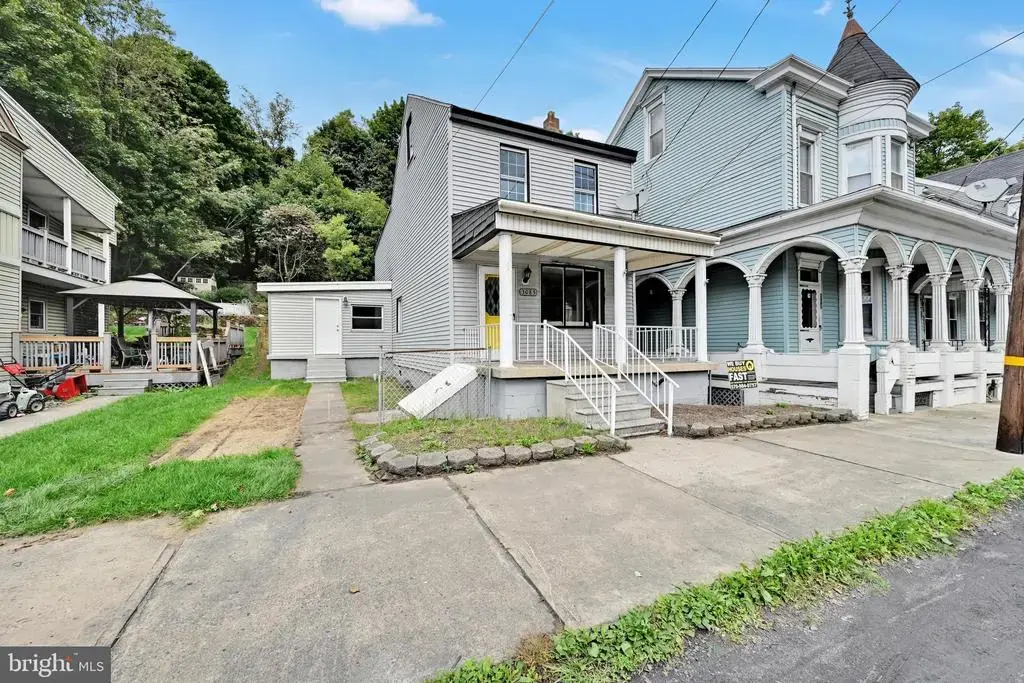3085 Main St, ASHLAND