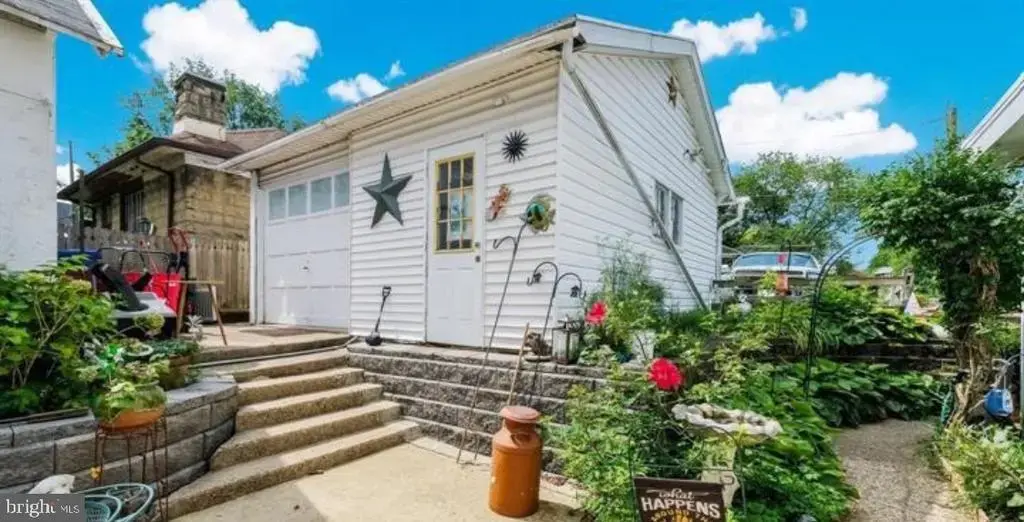 7301 Chestnut Ave #garage 2, MELROSE PARK