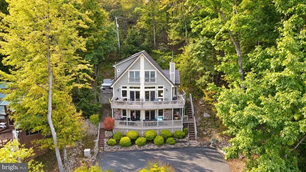 1529 Rock Lodge Rd, MC HENRY