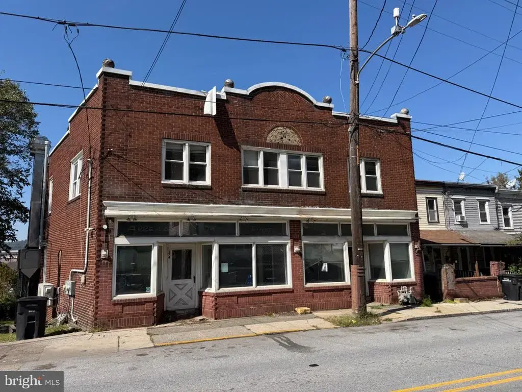 372 S 1st Ave, COATESVILLE