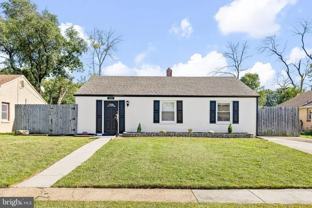 314 Martin Dr, HISTORIC NEW CASTLE