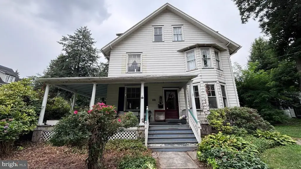 102 Main St, RIVERTON