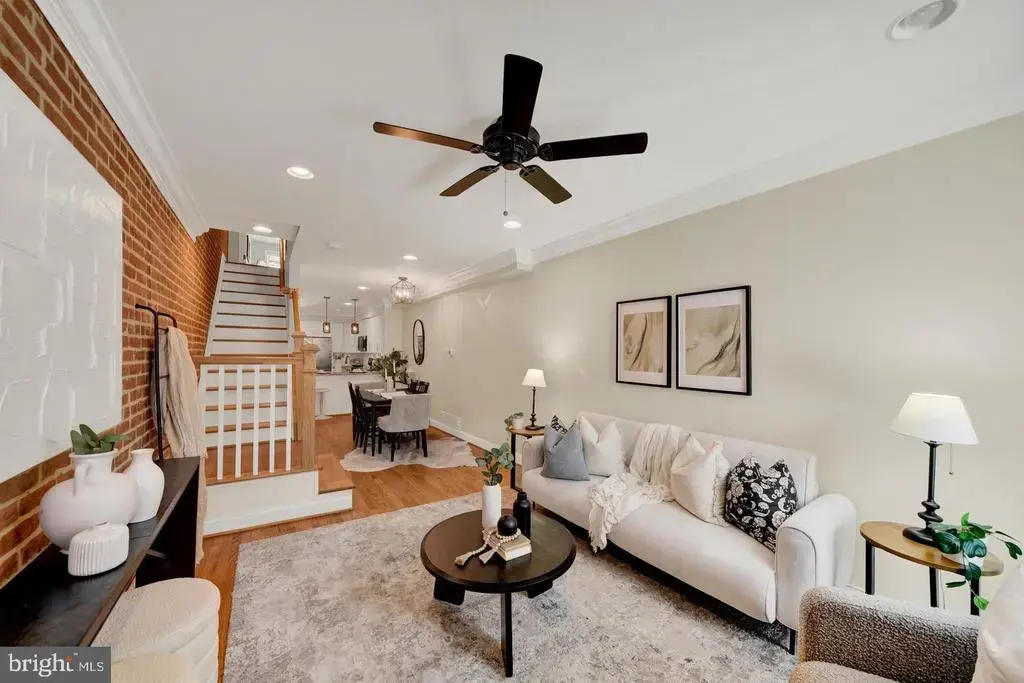 813 S Robinson St, BALTIMORE