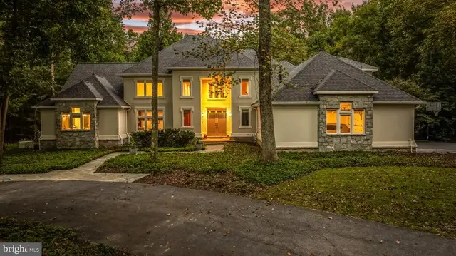 11 Huntersworth Ct, Owings Mills