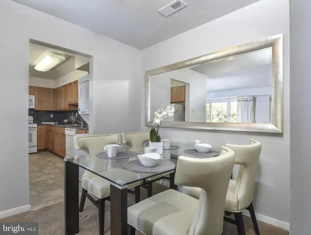 284 Iven Ave #250-2a, RADNOR