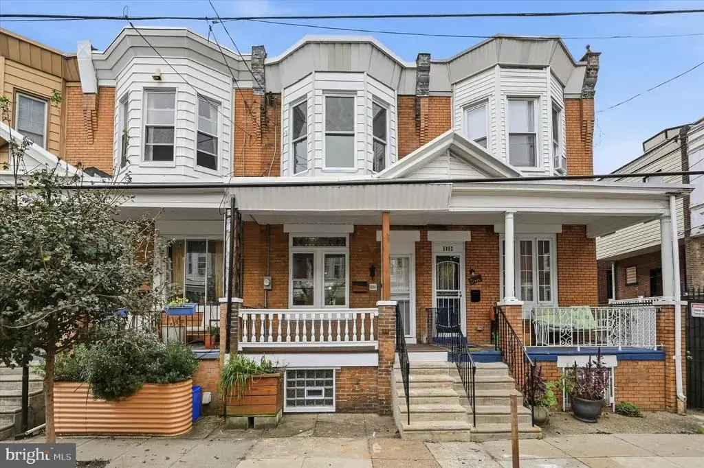 5050 Irving St, PHILADELPHIA