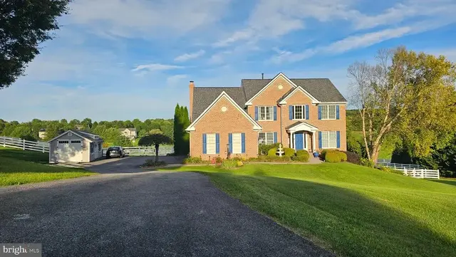 6159 Osprey Ridge Dr, Mount Airy
