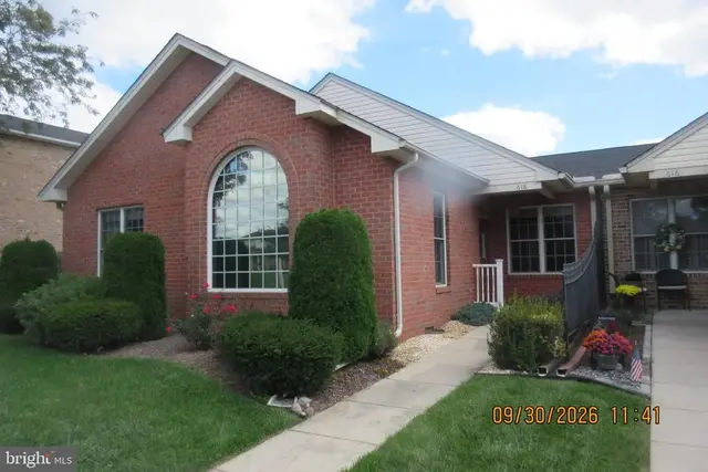 618 Observatory Dr, Hagerstown