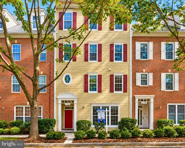 104 Bucksfield Rd #104, Gaithersburg