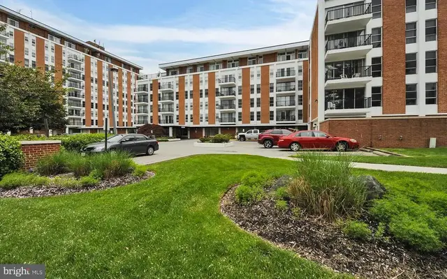 6606 Park Heights Ave #615, Baltimore