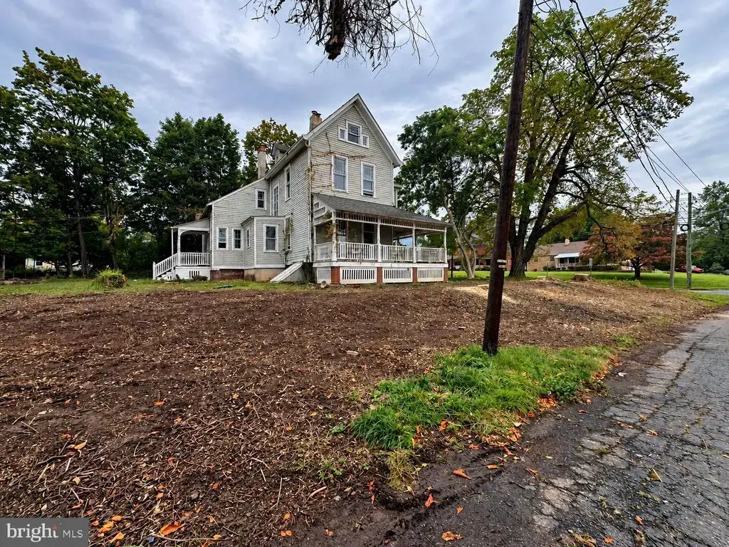 525 Grand Ave, EWING TWP