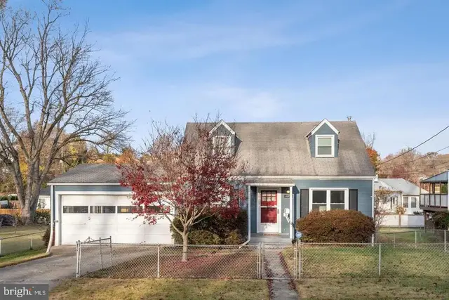 11807 College View Dr, Silver Spring