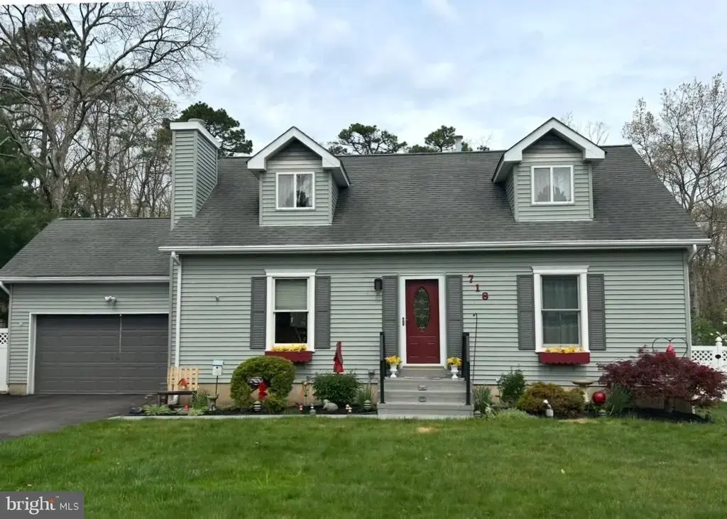 718 Princeton Rd, LANOKA HARBOR