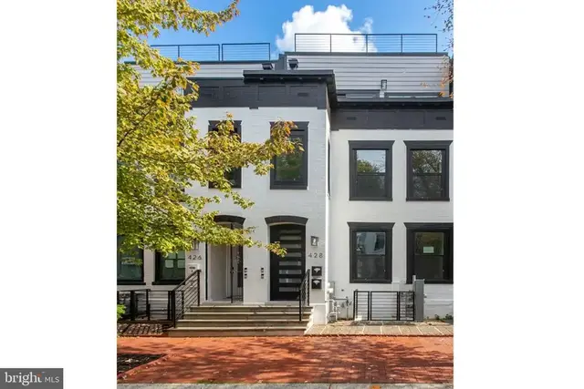 428 Nw Warner St Nw #2, Washington