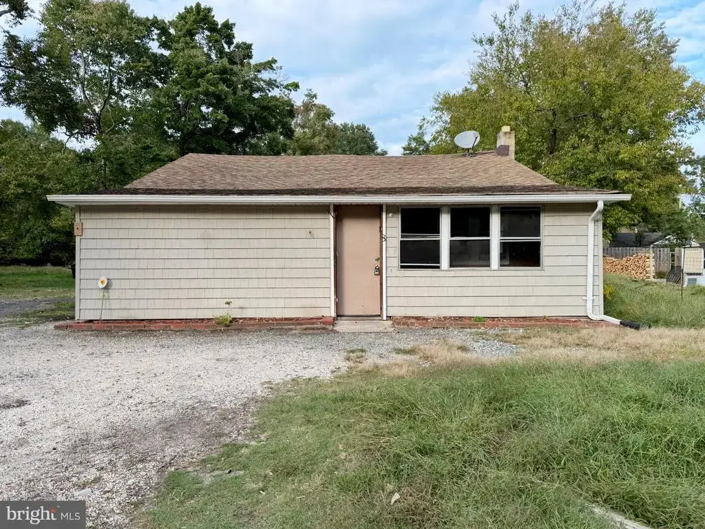 8 Greenspring Rd, CHARLESTOWN