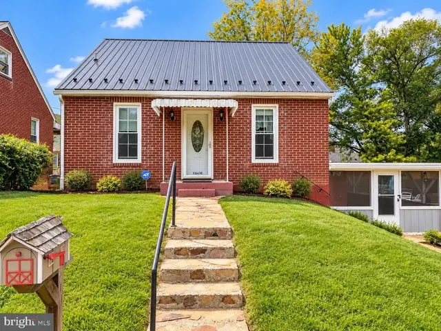 11608 Olive Ave, Cumberland