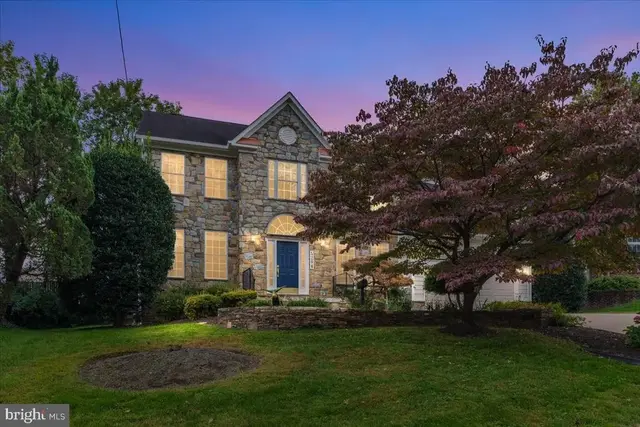 5206 Ridgefield Rd, Bethesda