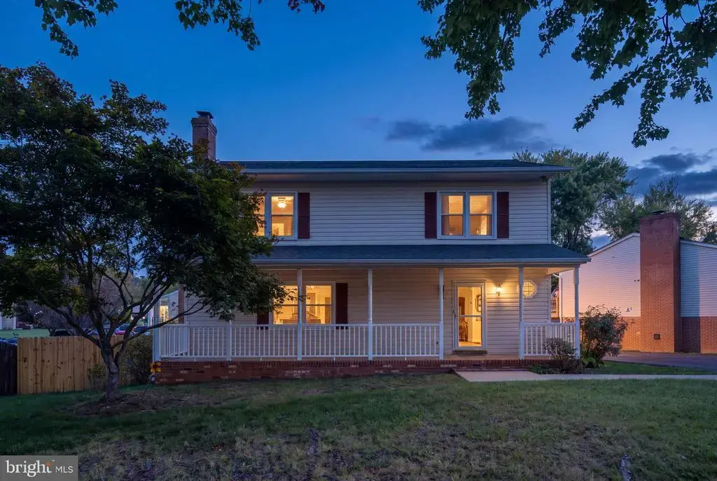 800 Shamrock Dr, FREDERICKSBURG
