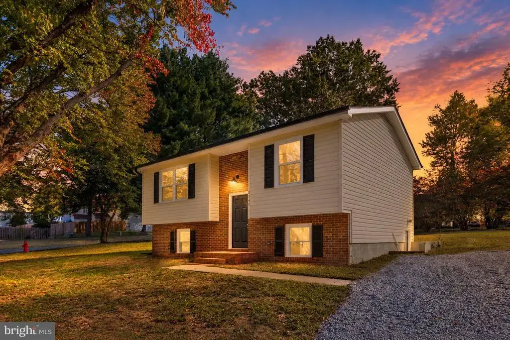 2140 Minnear St, FREDERICKSBURG