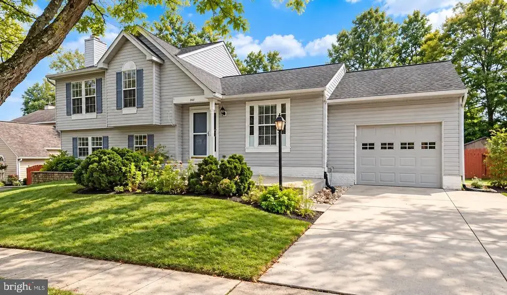860 Snow Valley Ln, ODENTON