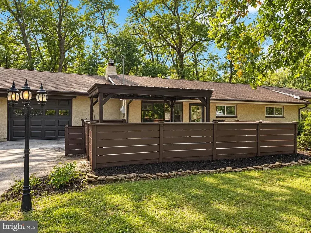 5257 Pleasant Mills Rd, HAMMONTON