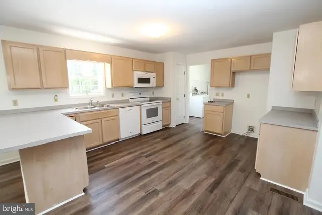 119 Morris Ave, Milton