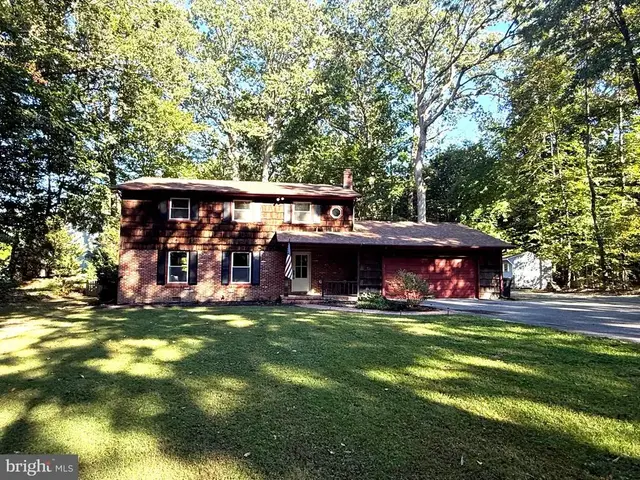 29349 Woodridge Dr, Easton