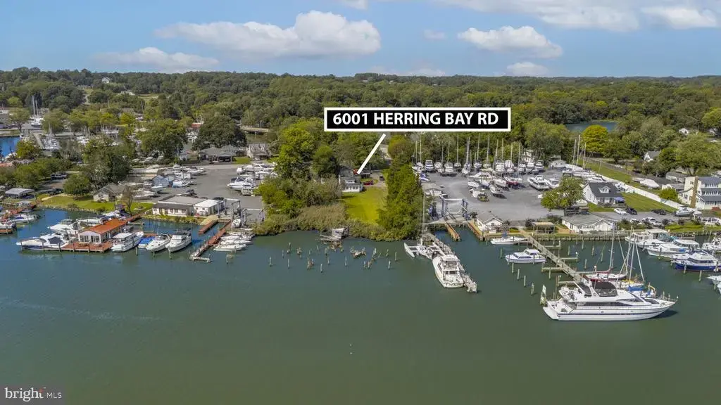 6001 Herring Bay Rd, DEALE