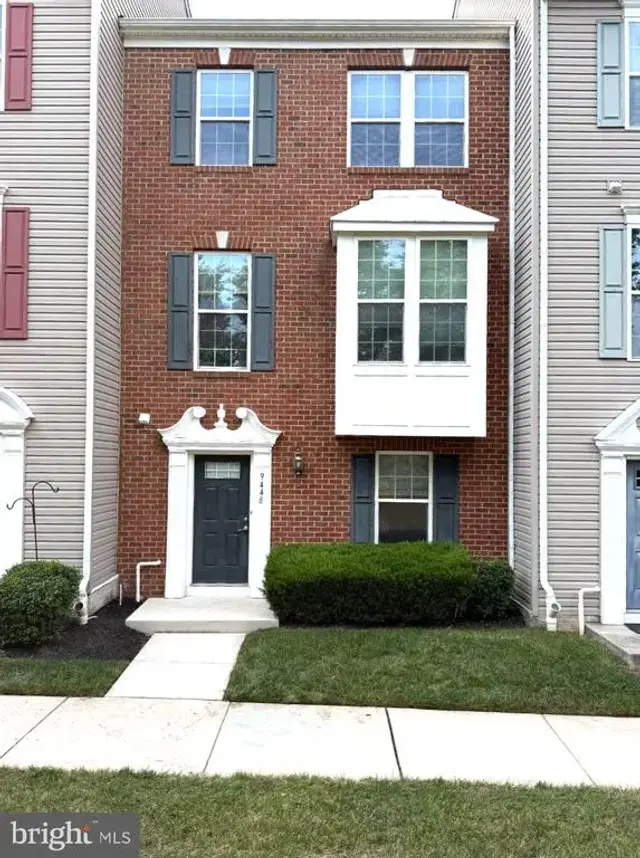 9448 Paragon Ct, Owings Mills
