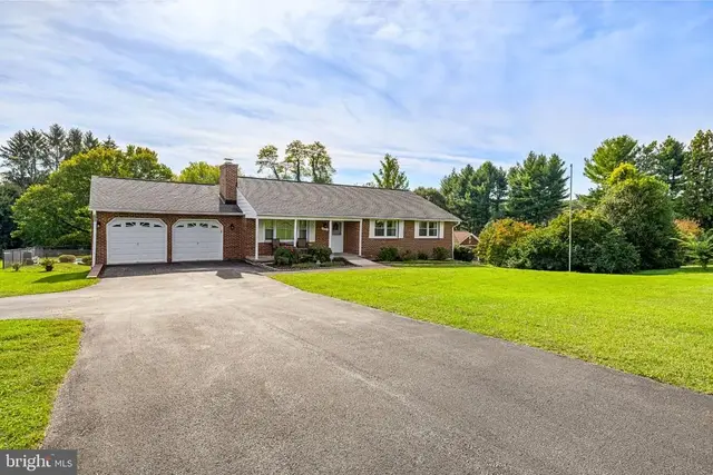 12721 Manor Rd, Glen Arm