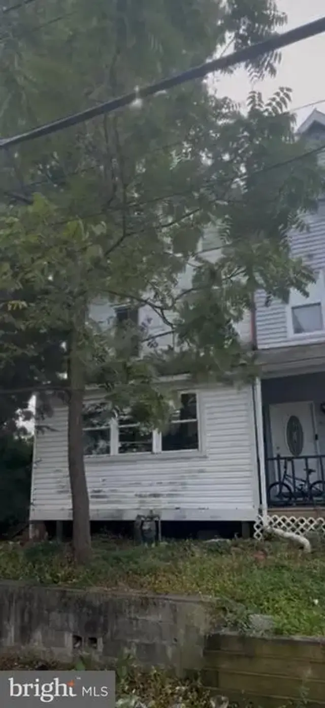 1028 Pine St, Darby