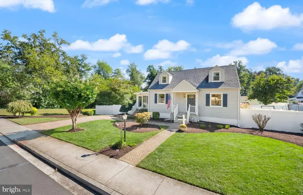 4019 Poplar St, FAIRFAX