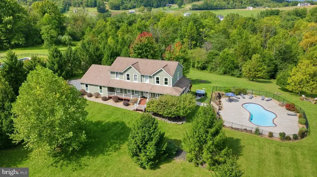 456 Boyds Mill Ln, BENTONVILLE