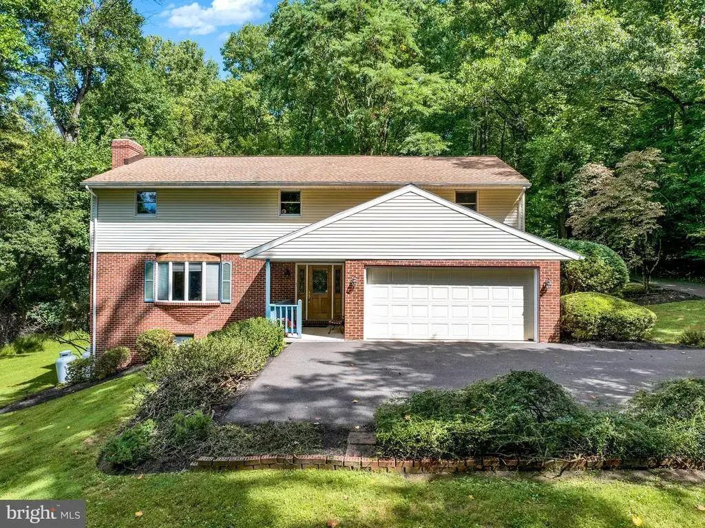 2010 Gross Rd, POTTSTOWN