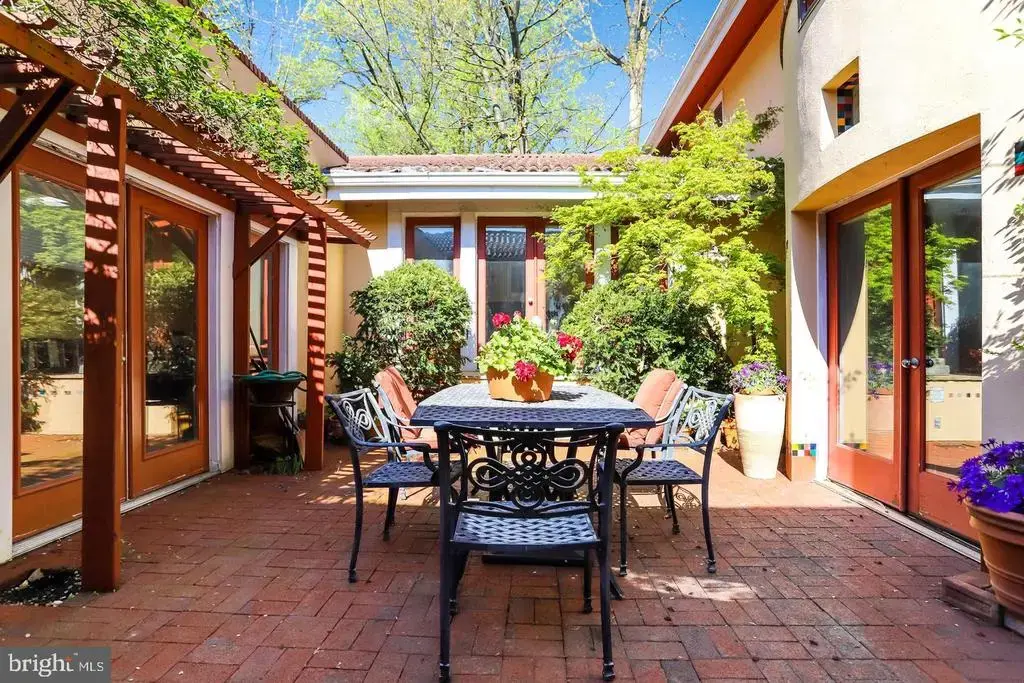 7903 Curtis St, CHEVY CHASE